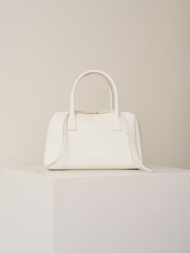 Bowling Bag Medium Ivory  Grained 